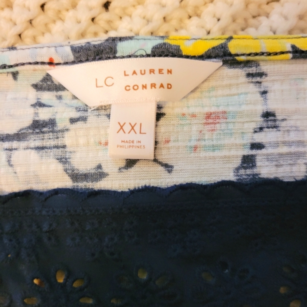 LC. Lauren Conrad Cold Shoulder Top XXL - Picture 3 of 6